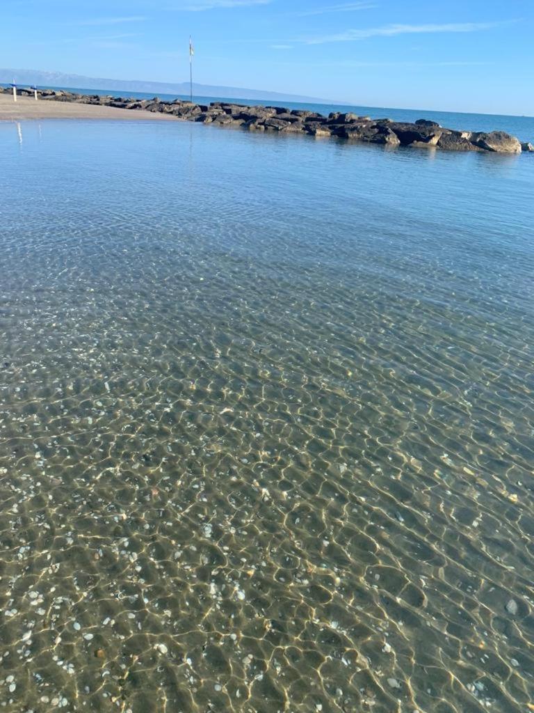 Villaggio Turistico La Baia Degli Angeli Маргерита-ді-Савоя Екстер'єр фото