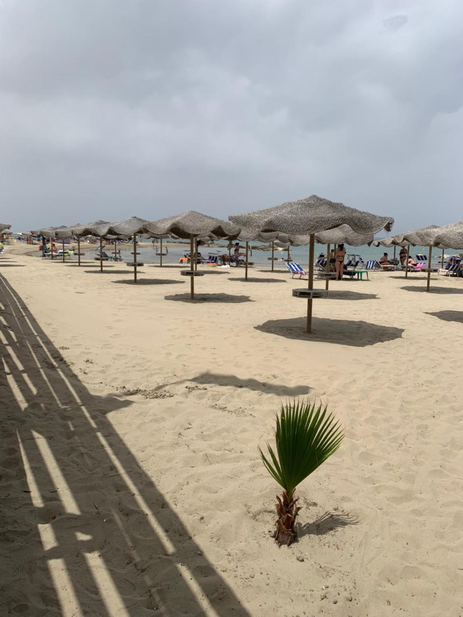 Villaggio Turistico La Baia Degli Angeli Маргерита-ді-Савоя Екстер'єр фото